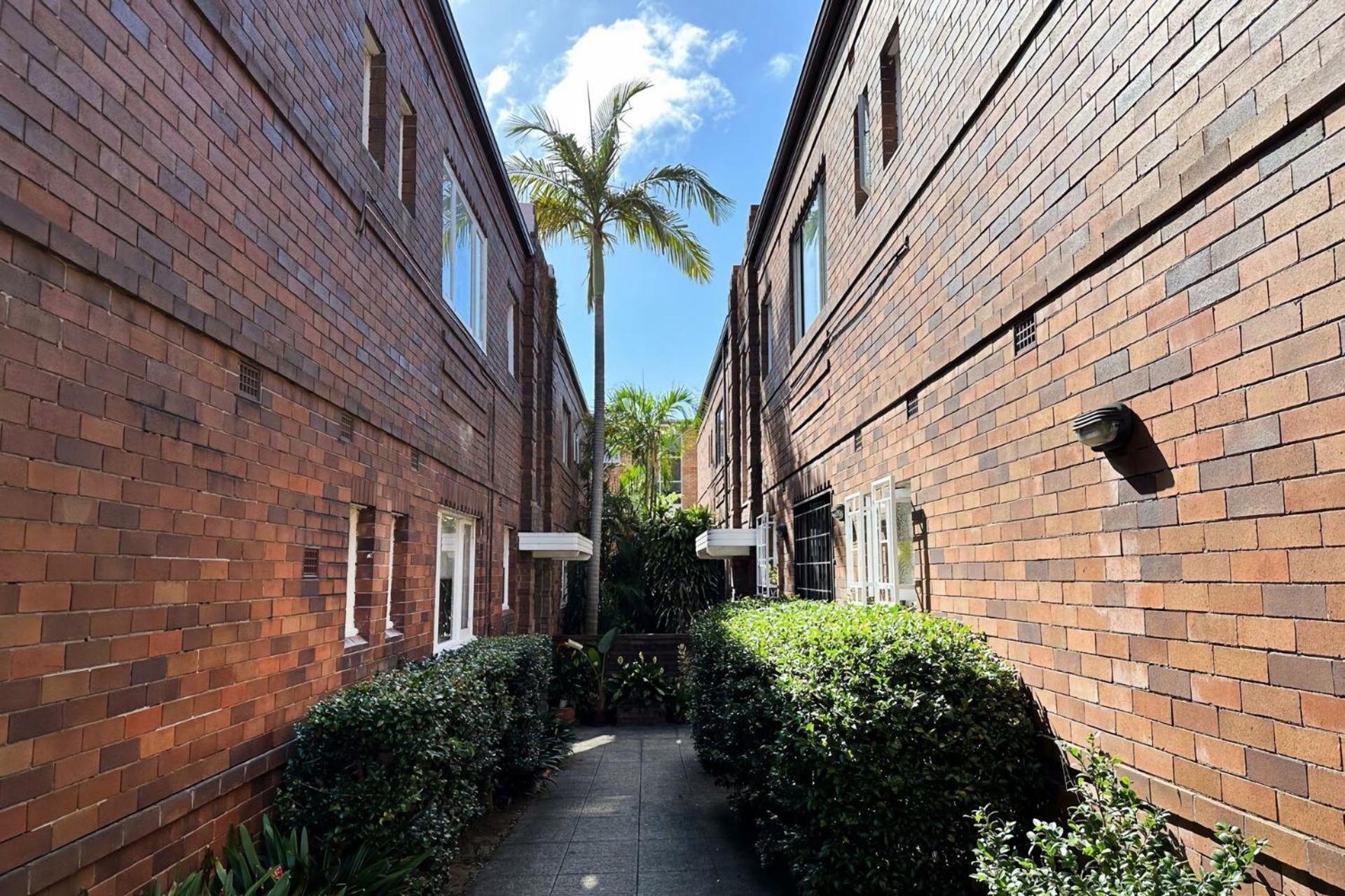Coastal Calm Coogee Apartment
